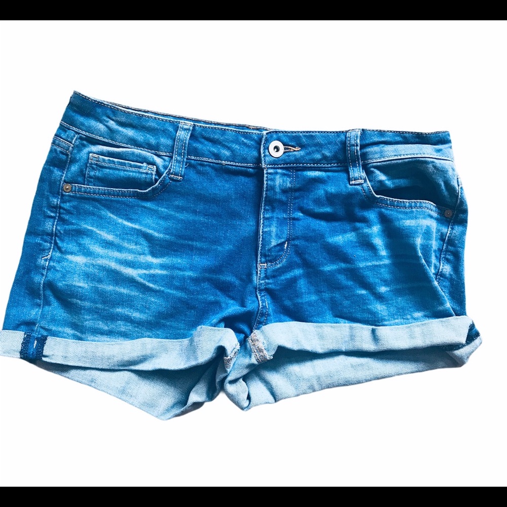 Arizona jean company women’s jean shorts.